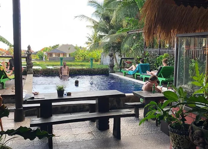 Green Paddy Hostel & Villa Ubud 